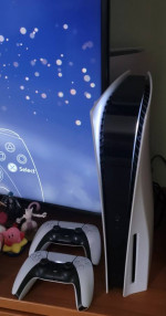 PS5 Console with games, extra controller, collector edition set