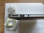 MacBook Air (13-inch, Mid 2012) + 2 MagSafe2 adapters