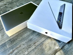 MacBook Pro (15-inch)