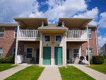 Travelling by bus? We're near the line! 3 br / 2 ba!