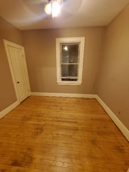 Charming 3BED/1BATH Riverwest Upper Unit