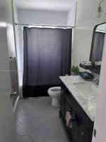 Beautiful 3Bed Miami single family home with a frontyard for rent!