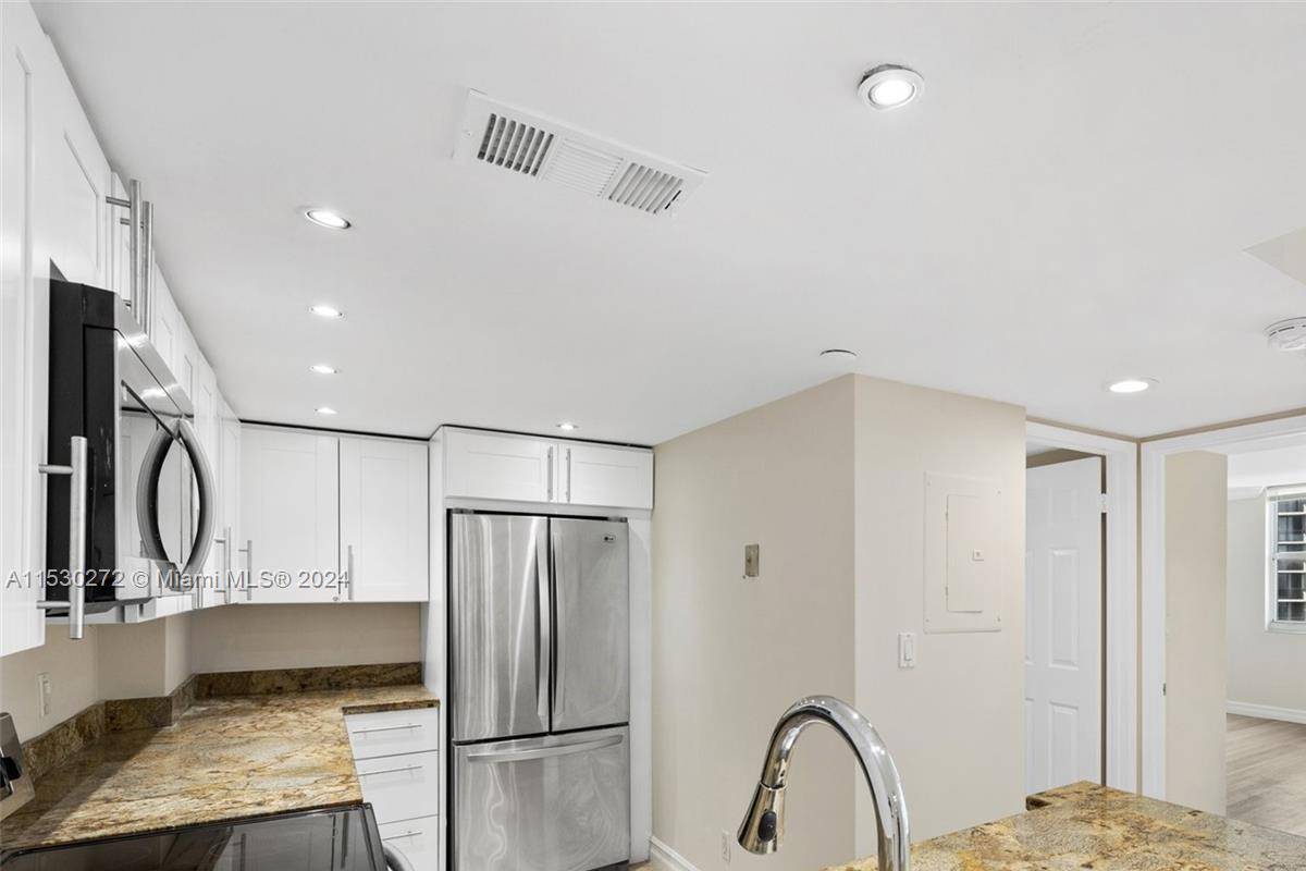 📱 ISOLA CONDO BRICKELL: 2/2  Wonderful Rental  Magnificent 2Bed/2Bath Condo W