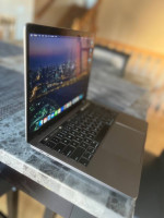 MacBook Pro 13 Inch