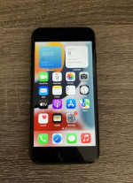 Apple iPhone 7 - Unlocked