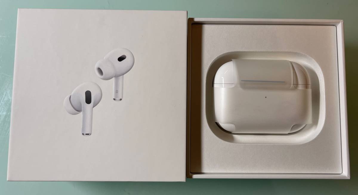 Genuine Apple AirPods Pro 2nd Gen MagSafe Charging Case MQD83AM/A