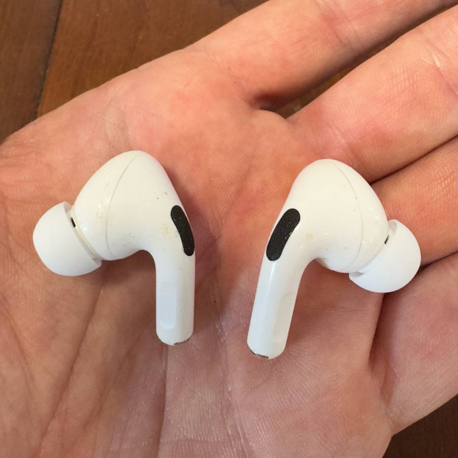 Airpods Pro (1st Gen)