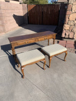 Drexel Sofa Table with 2 Sitting Stools