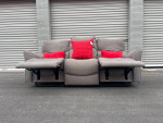 EXTREMELY NICE😍LAZYBOY MANUAL RECLINING GRAY SOFA⭐️FREE DELIVERY 🚚