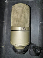 MXL 990 Studio Mic