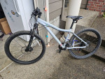 REI Co-Op DRT 1.1 medium Mountain Bike