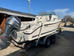 2000 Seaswirl Striper 2300