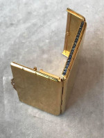 Gold 18kt. 5-1/2oz. Art Deco Cartier Vintage Case 40 fine cut sapphire