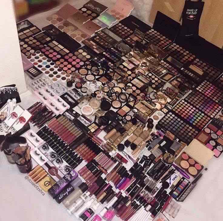 Make up  kits