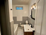 3 bedrooms 2 Baths