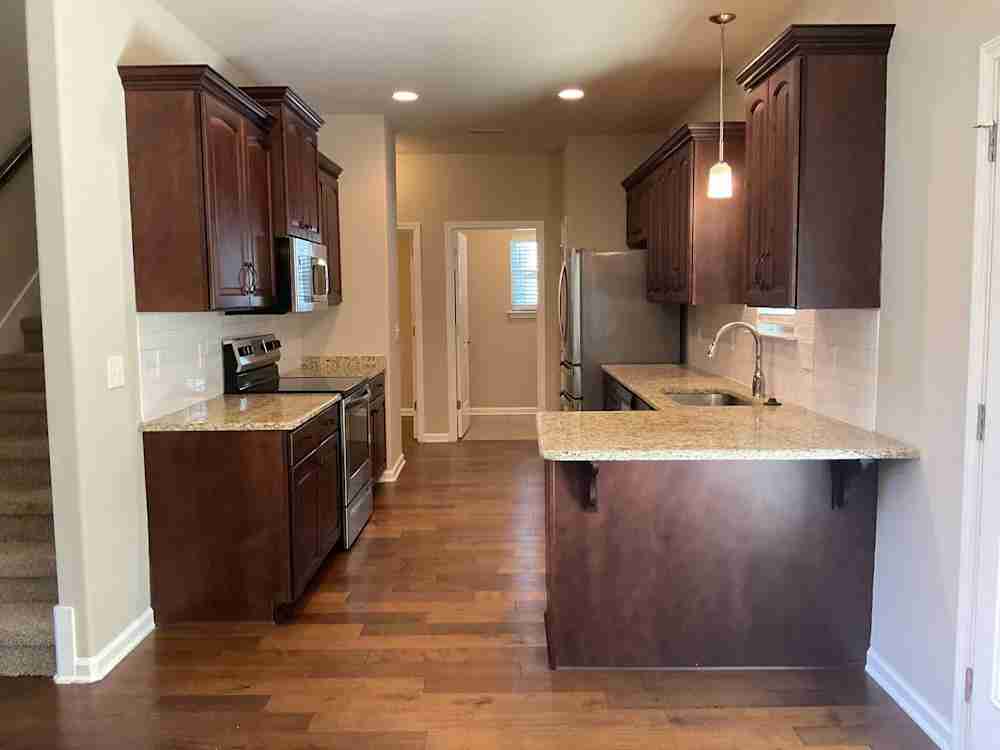 Modern Apartment in Newly Built Complex – Ready to Move In