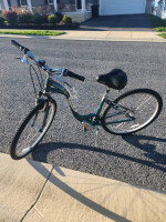 Women's Fuji Hybrid 21speed Bike with Aluminum Frame