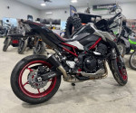 2023 Kawasaki Z900 ABS Metallic Phantom Silver/Metallic Carbon G