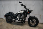 2013 Victory High-Ball // Blacked Out // 7k Mls // Shorty Exhaust
