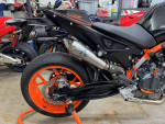 2022 KTM 890 Duke R
