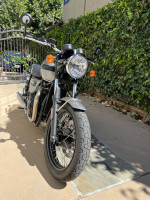 Triumph Bonneville T100 Gold Line