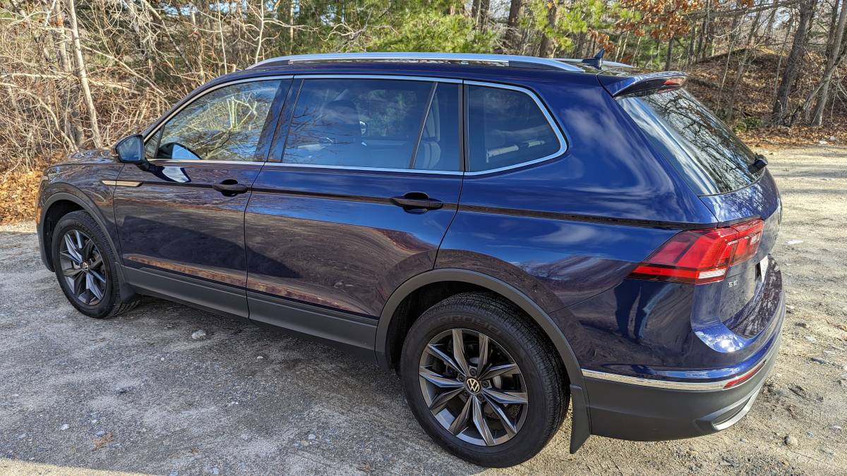 2022 Volkswagen Tiguan SE FWD 60,000 mi