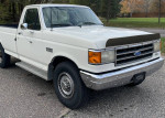 1989 Ford F250 with low mileage, 5.8L V8, new tires, and a clean interior.