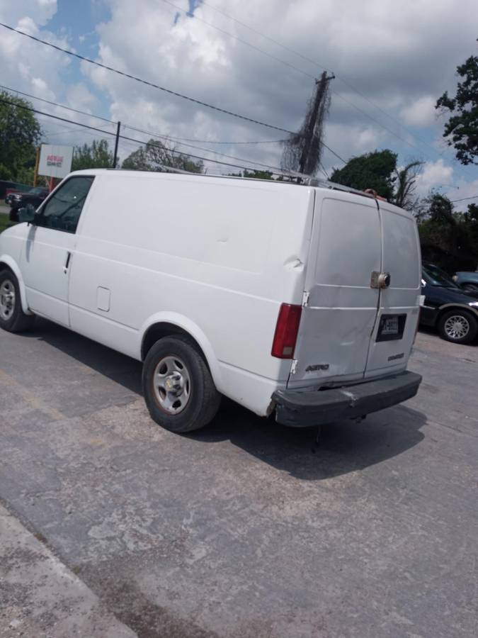 2003 Chevrolet Astro 91,000 mi