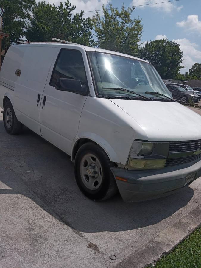 2003 Chevrolet Astro 91,000 mi
