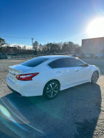 2016 Nissan Altima 50,000 mi