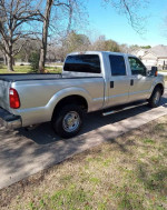 2016 Ford F250 Super Duty crew cab pickup truck in excellent condition parked outdoors