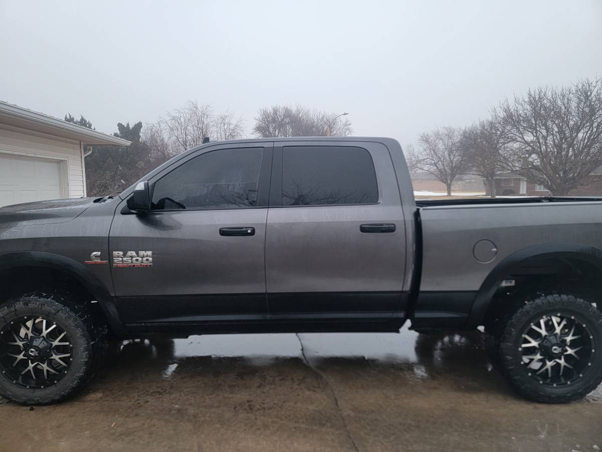 2015 Ram 2500 Outdoorsman 4WD  75,000 mi