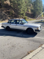 Volvo 240 86,000 mi