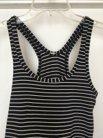 LULULEMON BLACK WHITE STRIPED TANK Sz 2 Never Worn