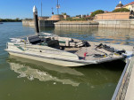 Deck Boat (pontoon in back; fishing in front)