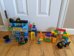 Lego DUPLO BatCave 10842 & Joker Challenge 10544
